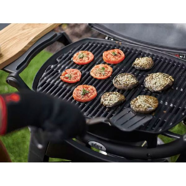 Газовый гриль WEBER Q 2200 Stand Black Line 