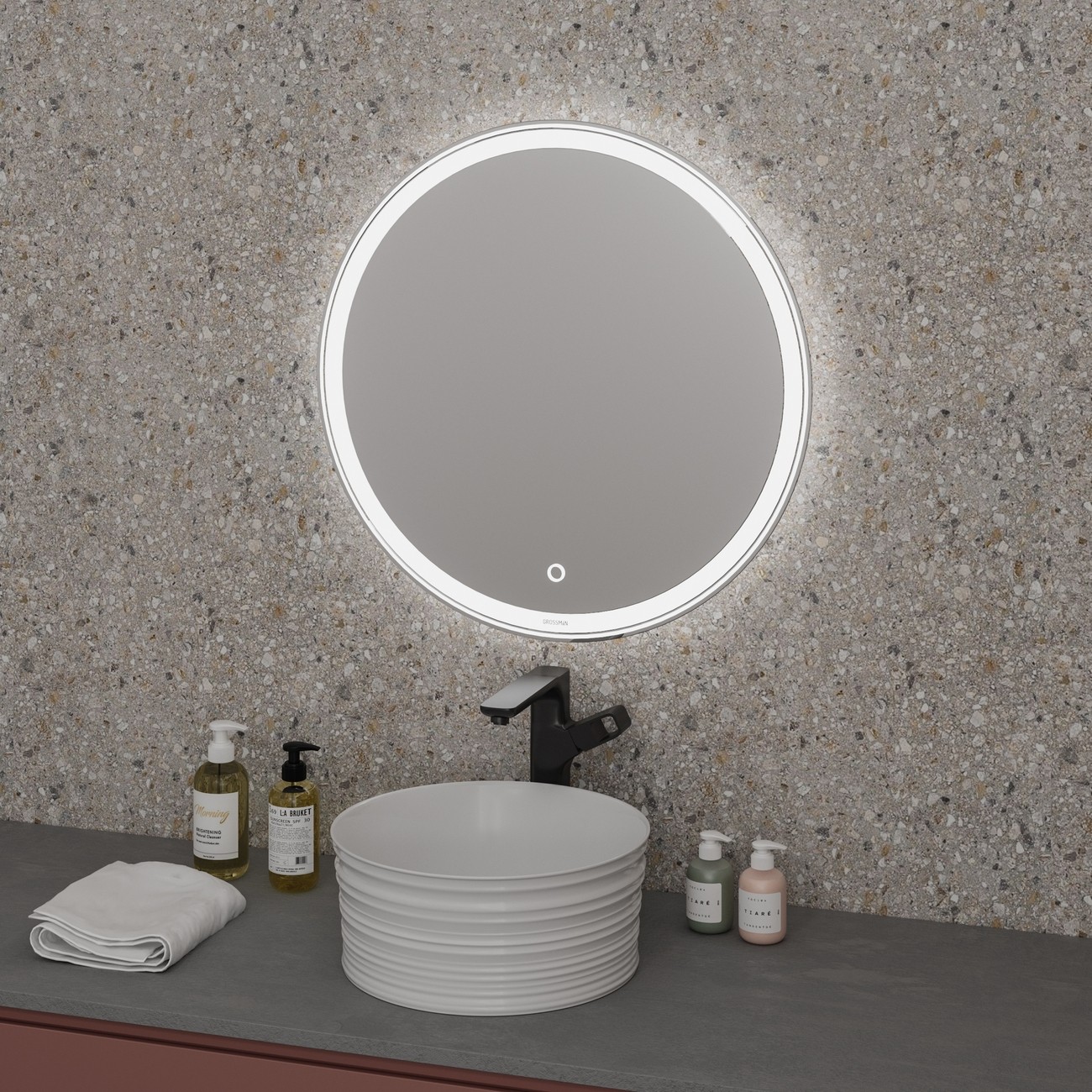 Зеркало SENTO D700 (700*700*45) LED с сенсорным выключателем 